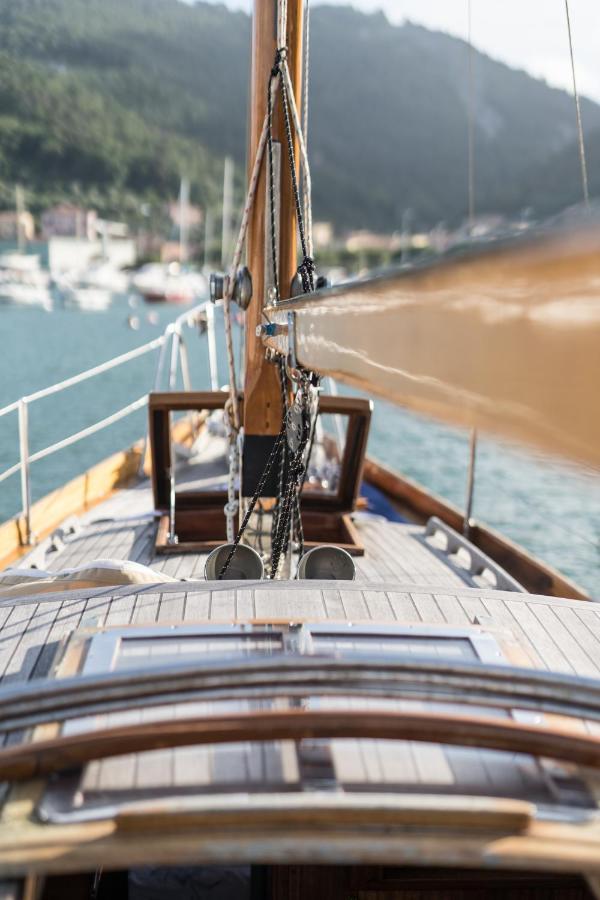 B&B Vela D'Epoca Parvati By Portido Porto Venere Exterior foto
